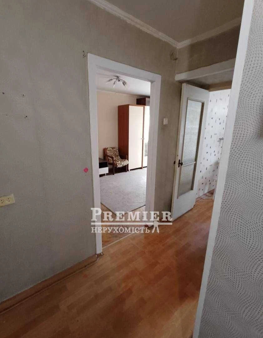 1-room apartment in Fontan, brick house, balcony