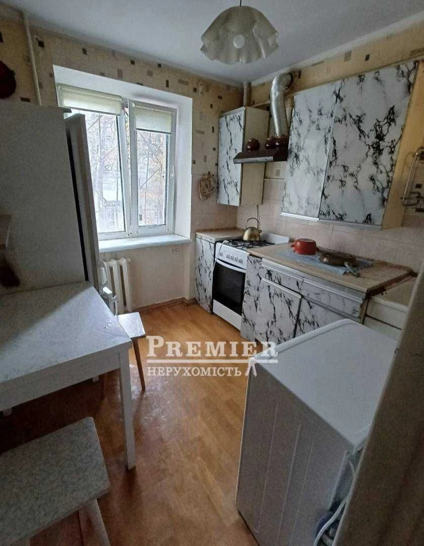 1-room apartment in Fontan, brick house, balcony