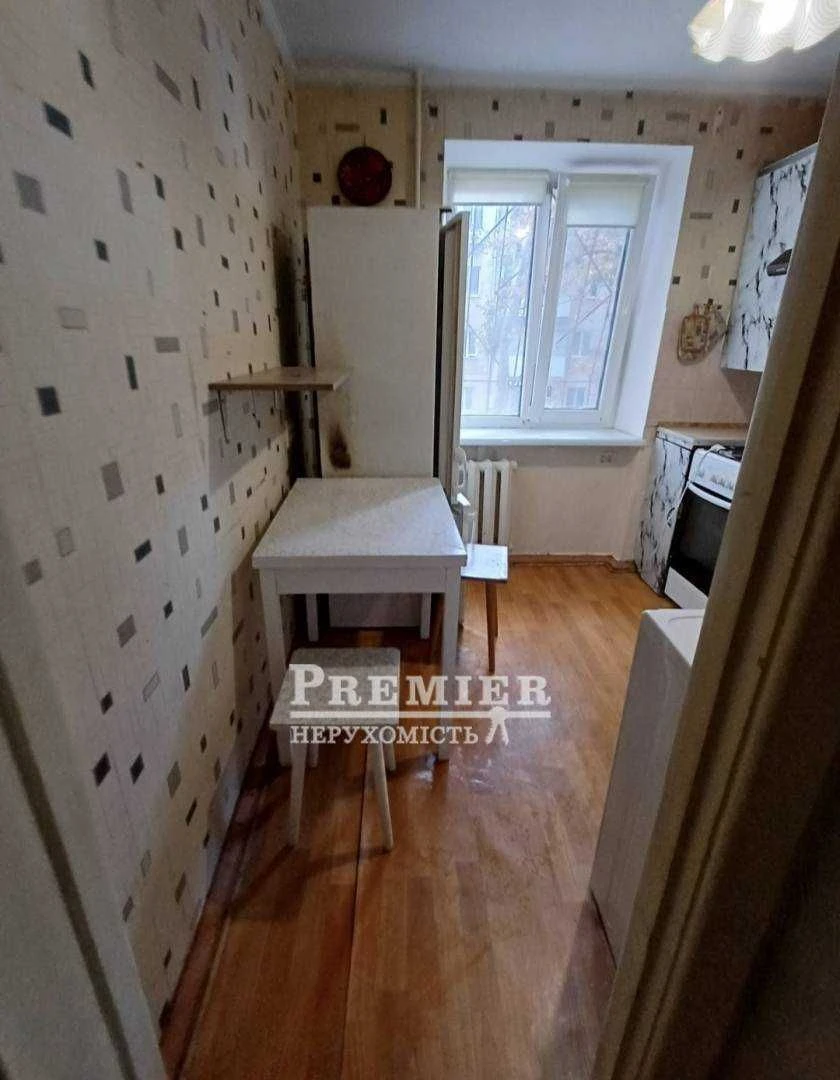 1-room apartment in Fontan, brick house, balcony