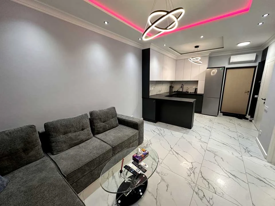 Apartment. Odessa, Akademika Filatóva St.