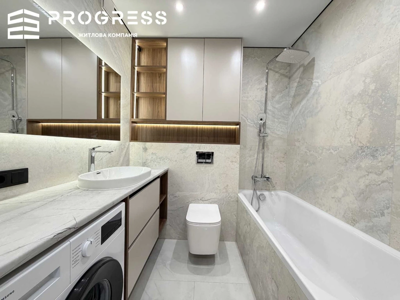 Large 1-room apartment in the ЖК Family Plaza residential complex!