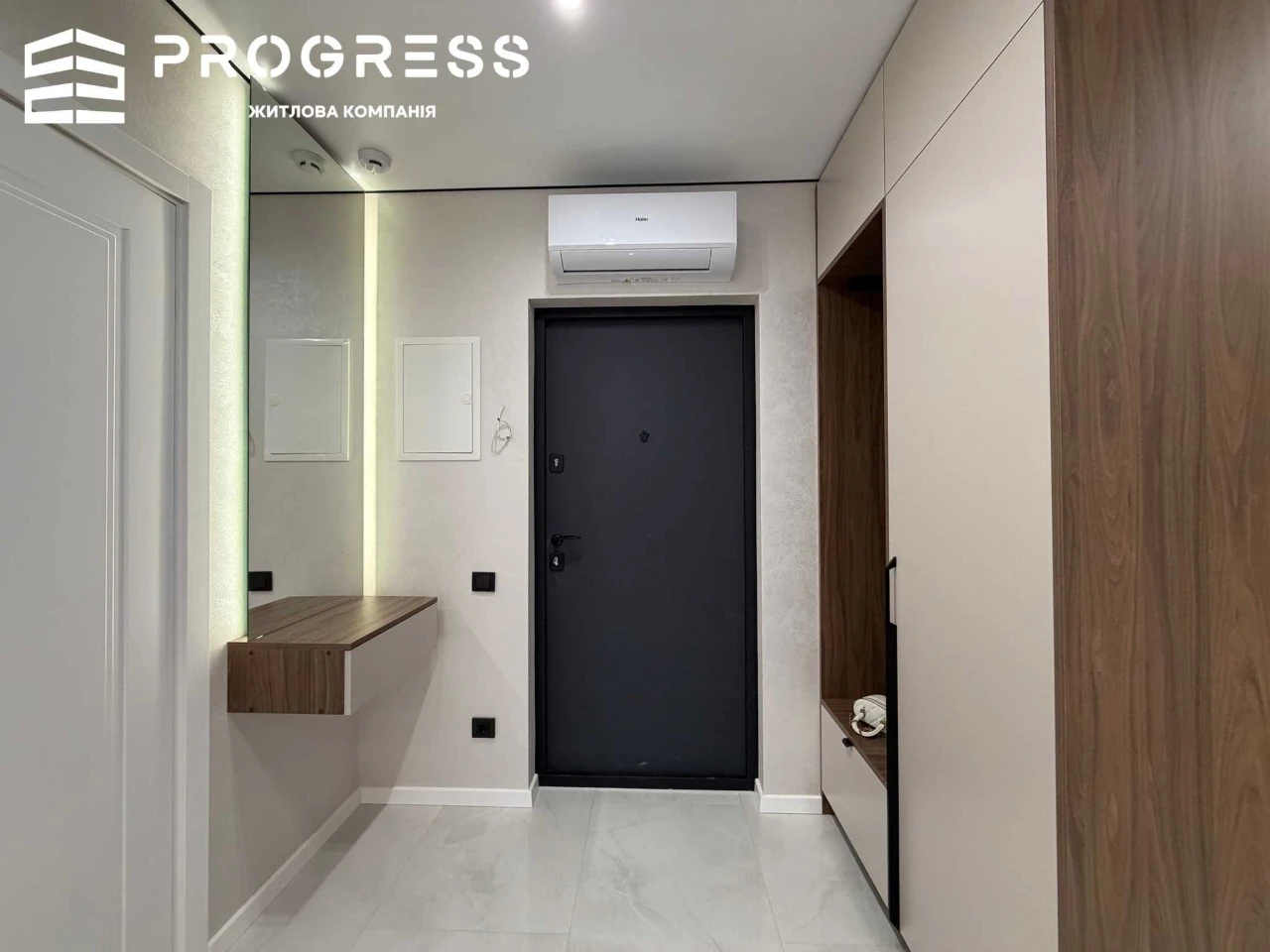Large 1-room apartment in the ЖК Family Plaza residential complex!