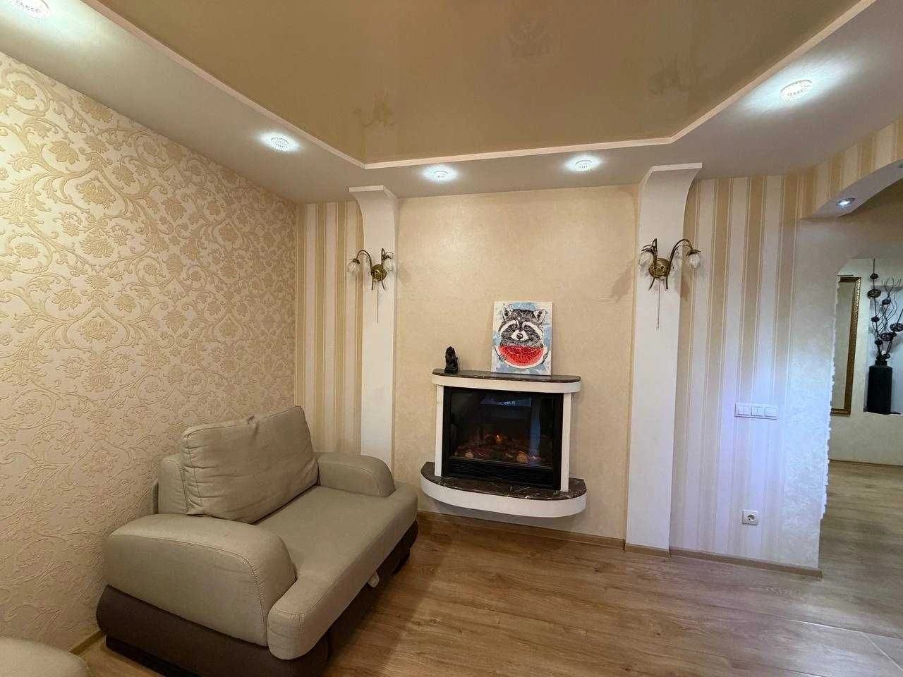 Продаж 4к квартири мікрорайн Виставка вул. Зарічанська