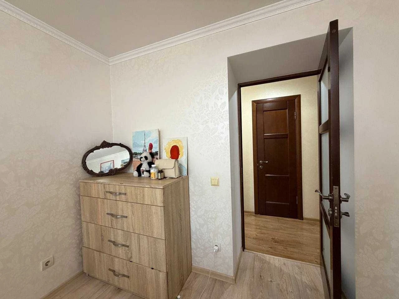 Продаж 4к квартири мікрорайн Виставка вул. Зарічанська