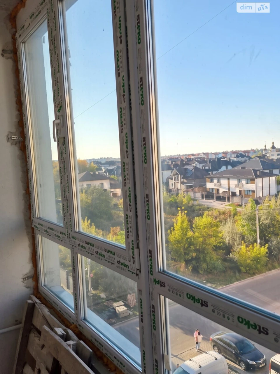 Sale of Apartment, Ювілейний