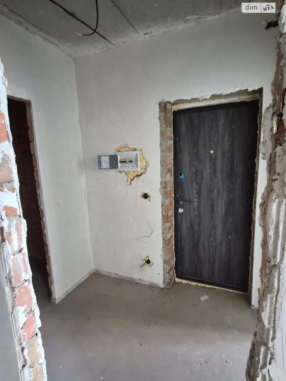 Sale of Apartment, Ювілейний