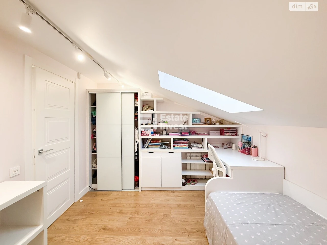 Sale of Apartment in Center