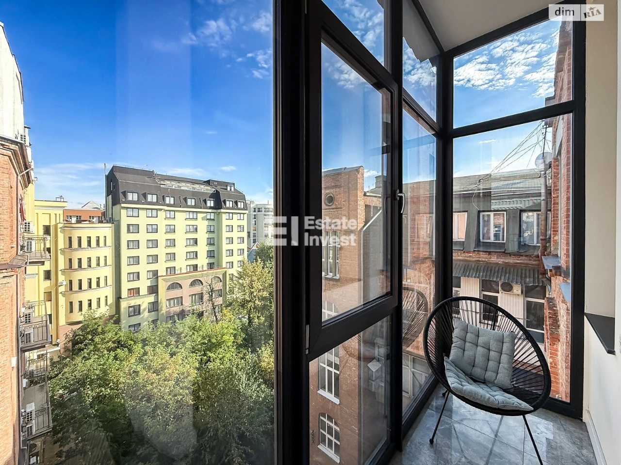 Sale of Apartment in Center