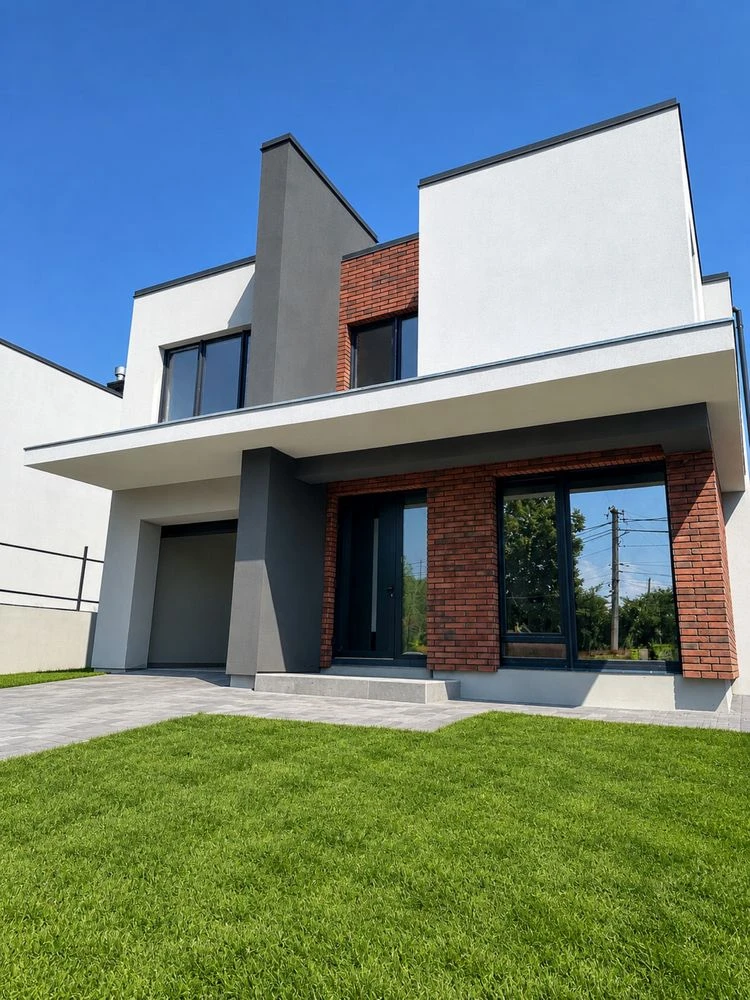 Sale of a high-tech house near Maidan