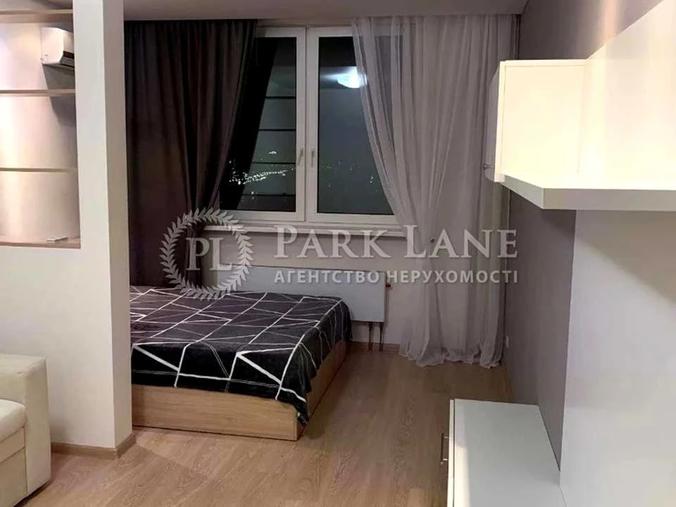 Apartment. Kyiv, Igor Sikirsky Street