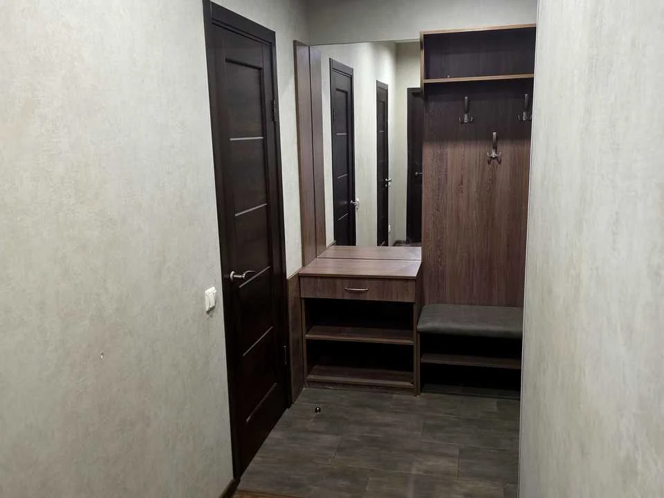 Квартира. Київ, Вишгородська вул.
