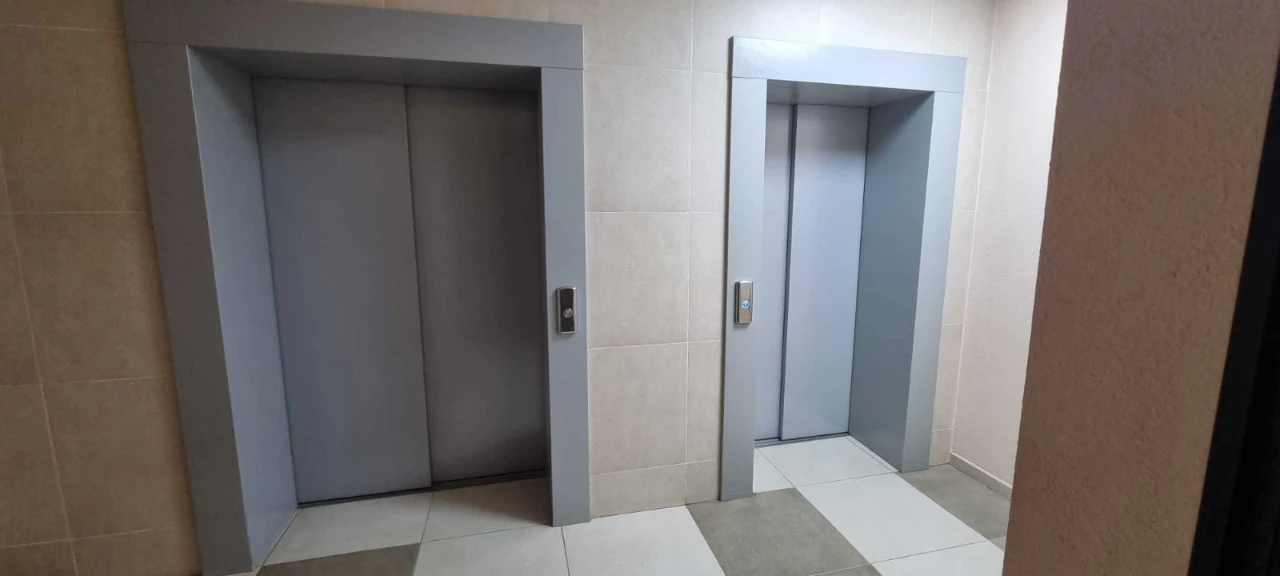 1 room apartment (60.1 sq. m) St. Novosytchyska 15/