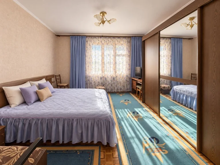 Продаж будинку Дарницький район.Без комісії.
