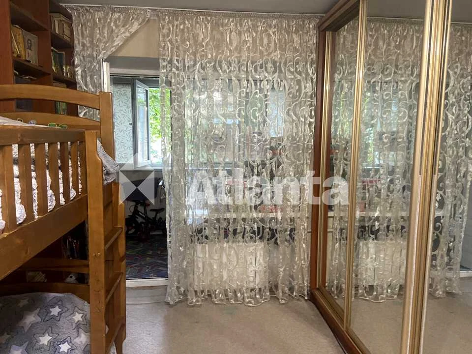 One-room apartment. Odessa, Rishelievska St.