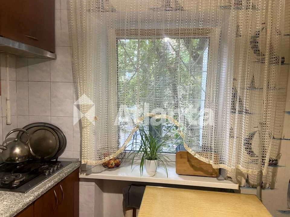 One-room apartment. Odessa, Rishelievska St.