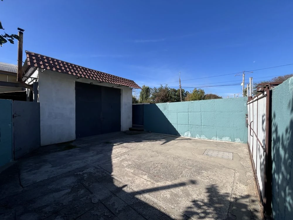 Sale of an industrial land plot