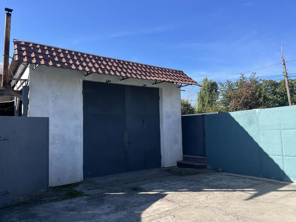Sale of an industrial land plot