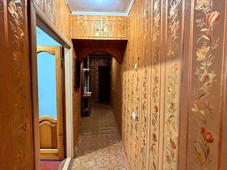 Apartment. Kam'yantska St., Kamianets, Khmelnytskyi.