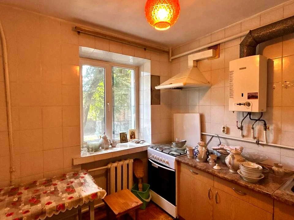 Apartment. Kam'yantska St., Kamianets, Khmelnytskyi.