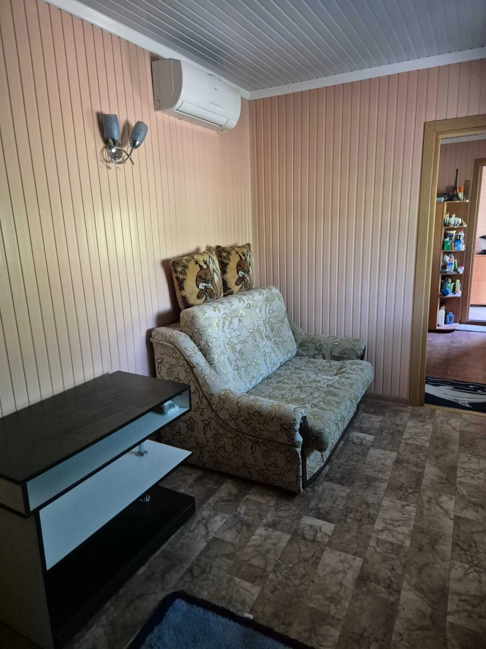 Продам свою дачу в лісі.