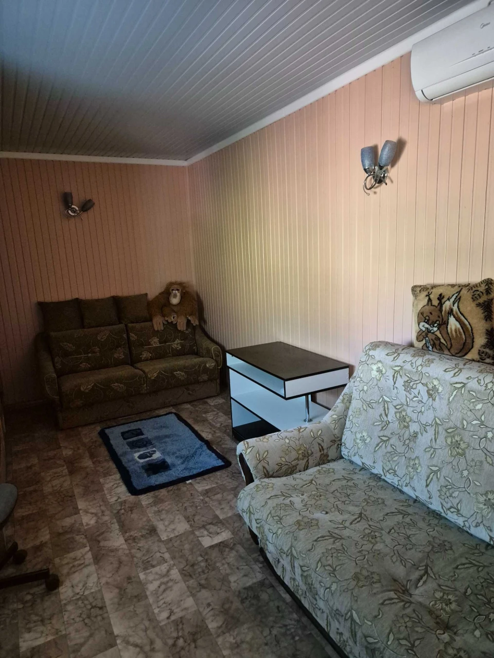 Продам свою дачу в лісі.