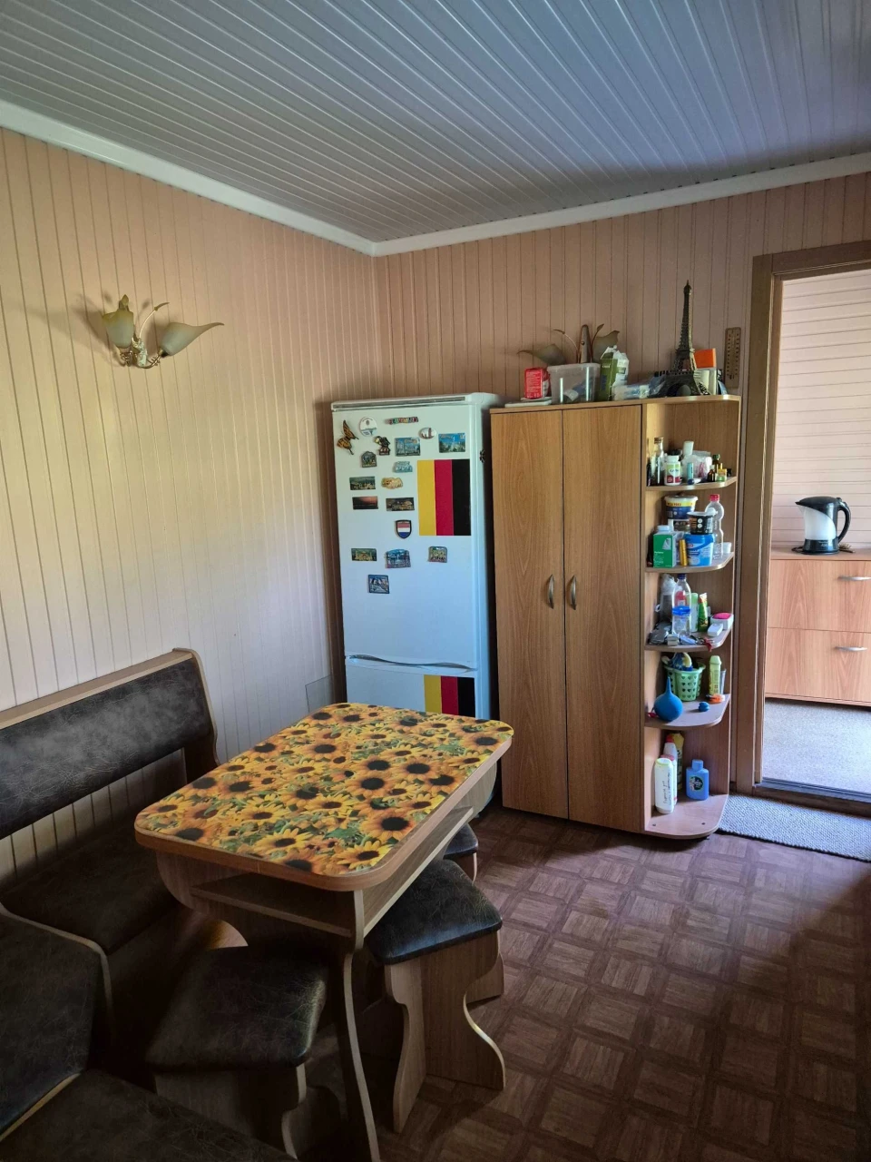 Продам свою дачу в лісі.