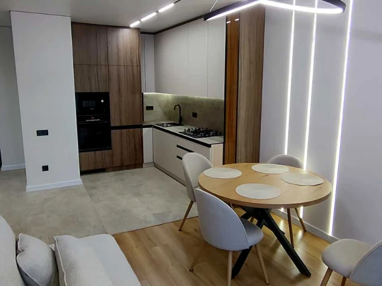 Apartment. Львів, Кирила Трильовського street.