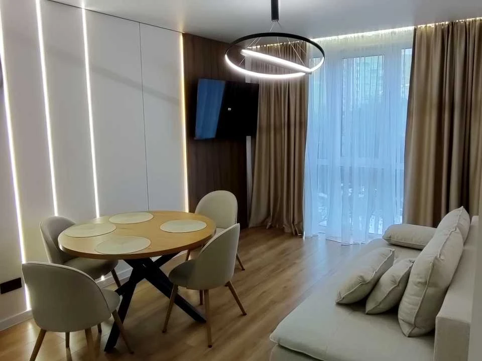 Apartment. Львів, Кирила Трильовського street.