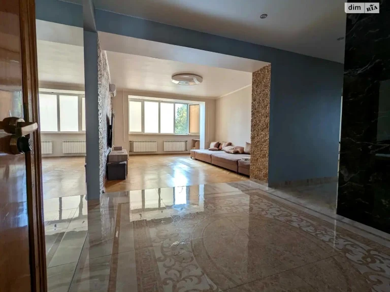 Long-Term Rental Apartment, Old Kyiv