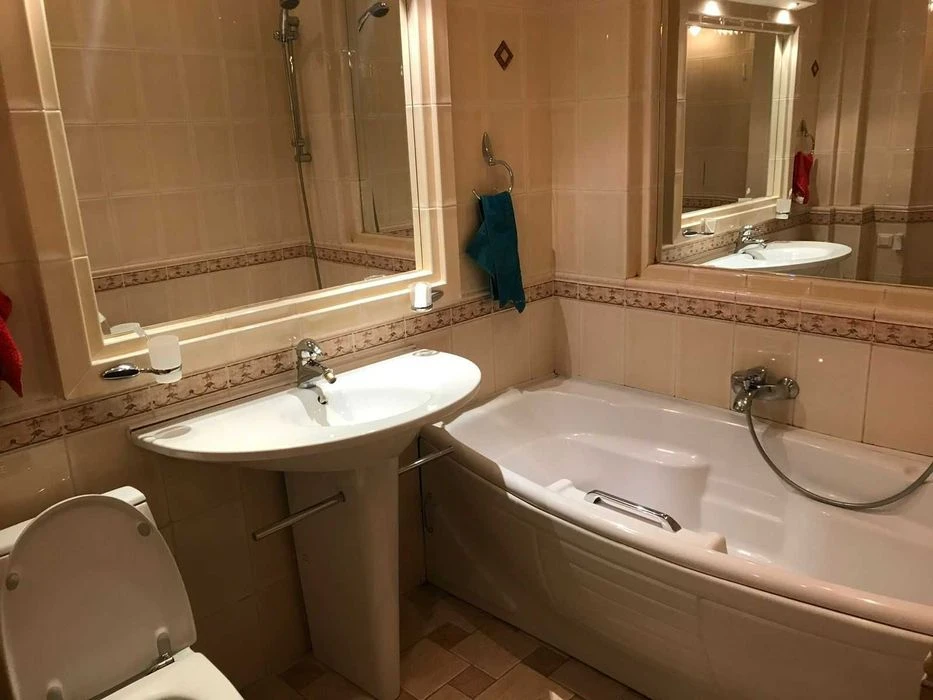 Высококачественная 4-х комн кв 160 м Камин 2 спальные ул Пас