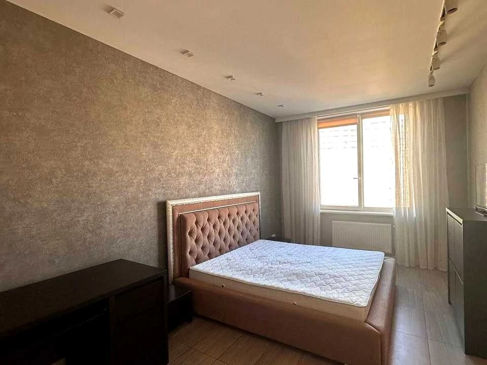 Apartment. Odessa, Genuez'ka St.