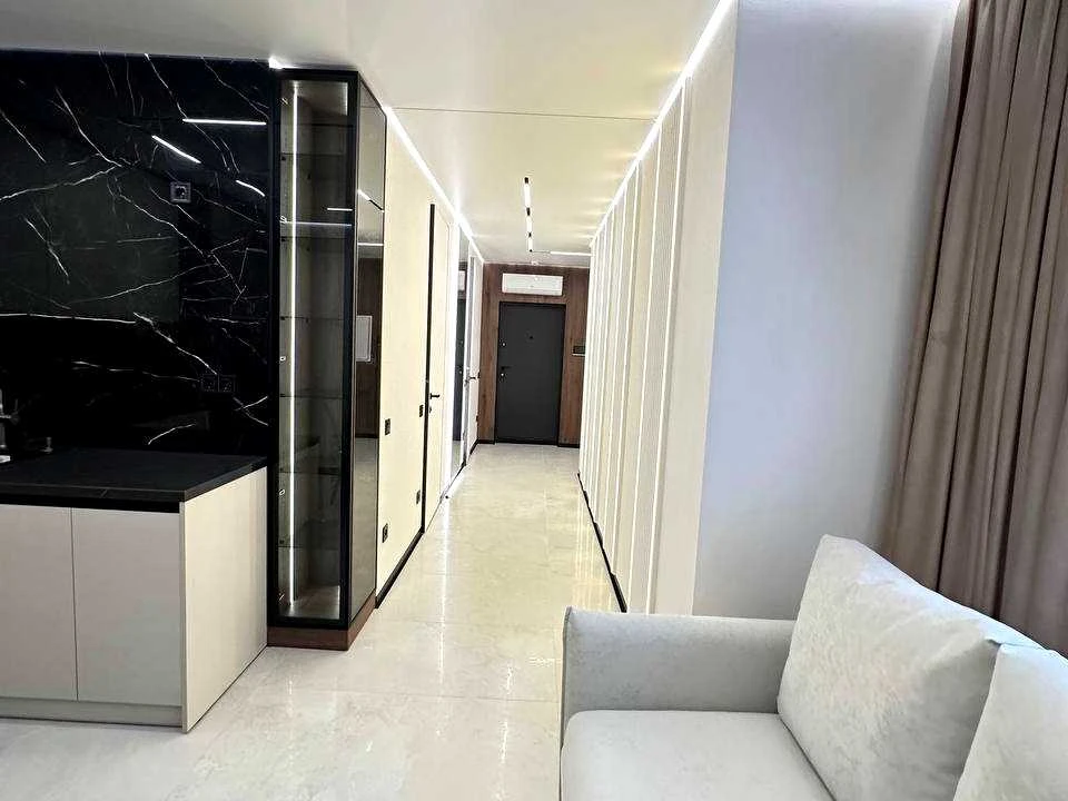 Apartment. Ivano-Frankivsk, Romana Levytsky St.