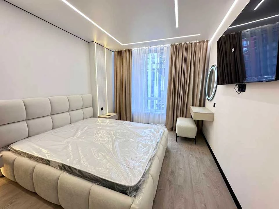 Apartment. Ivano-Frankivsk, Romana Levytsky St.