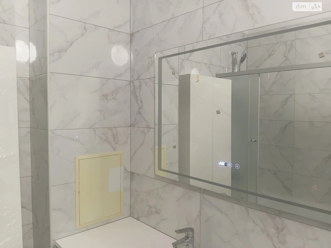 Long-Term Rental Apartment Exhibition