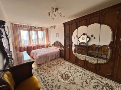 Lesi Ukrainky Boulevard, 21 A, 4 rooms, 120 m2, from the owner