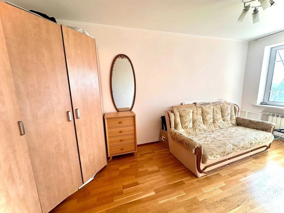 Lesi Ukrainky Boulevard, 21 A, 4 rooms, 120 m2, from the owner