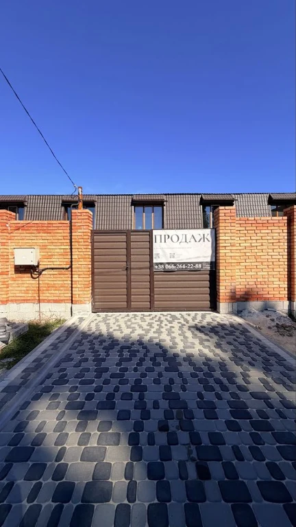 Таунхаус 130 м² у Новомиколаївці. Центральні комунікації.