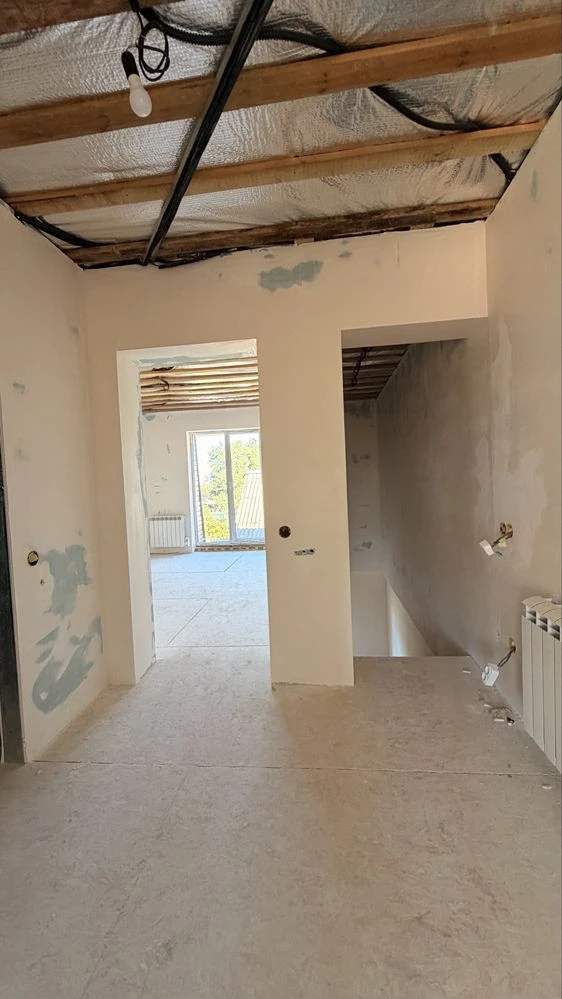 Таунхаус 130 м² у Новомиколаївці. Центральні комунікації.