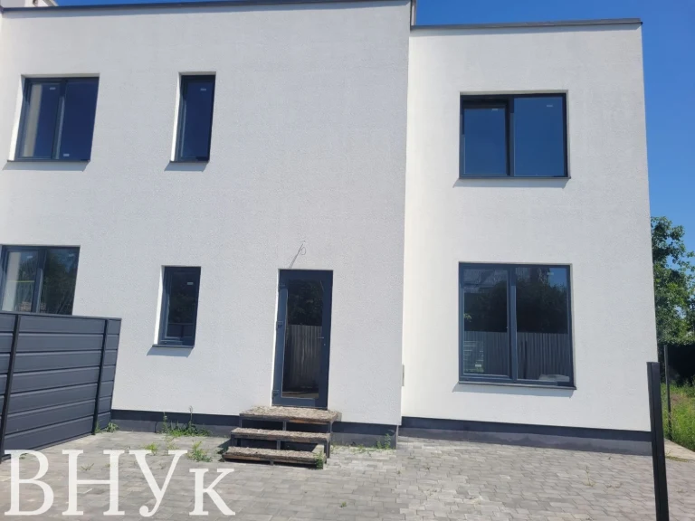 Продам сучасний таунхауз земельна ділянка у подарунок ! Торг