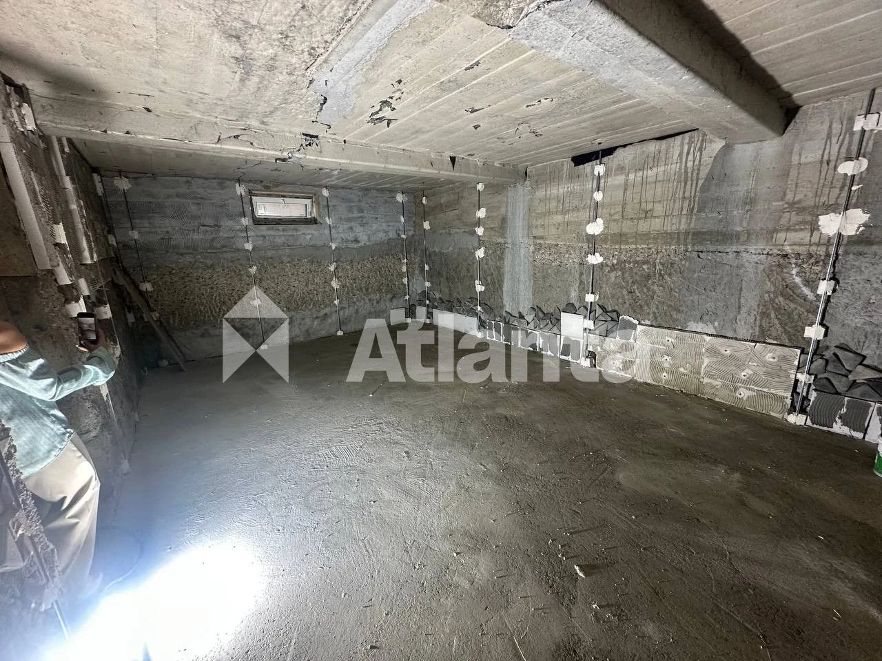Будинок, 5хв від Майдану, 6 соток, басейн, альтанка та гараж