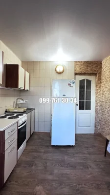 For sale 2 rooms apartment in the area of the Шевchenko plant, Bažana Street
