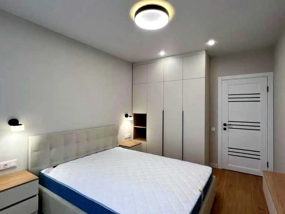 One-room apartment. Viktor Nekrasova St.