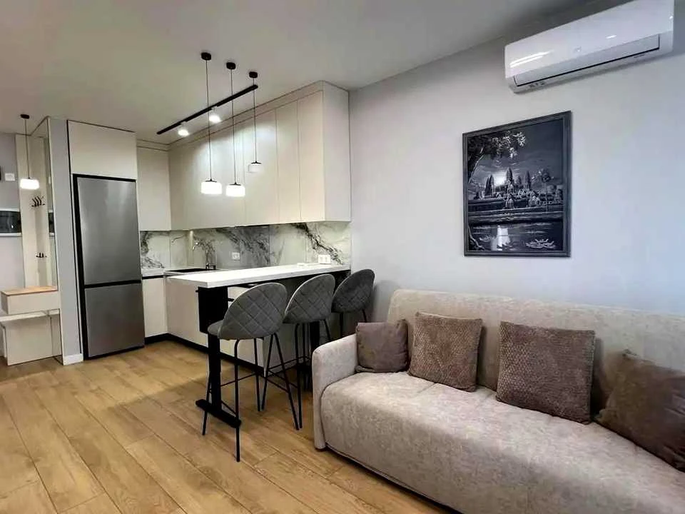 One-room apartment. Viktor Nekrasova St.