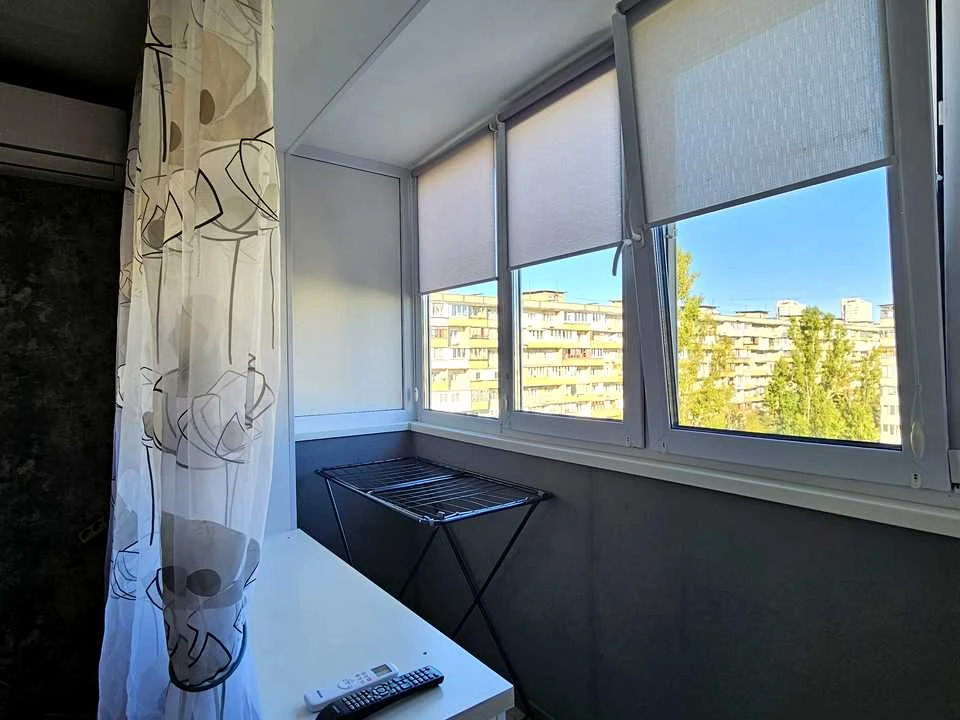 Apartment. Kyiv, Dniprovska nabezhna St.
