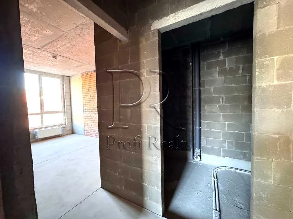 3-room apartment. Kyiv, Salutna St.