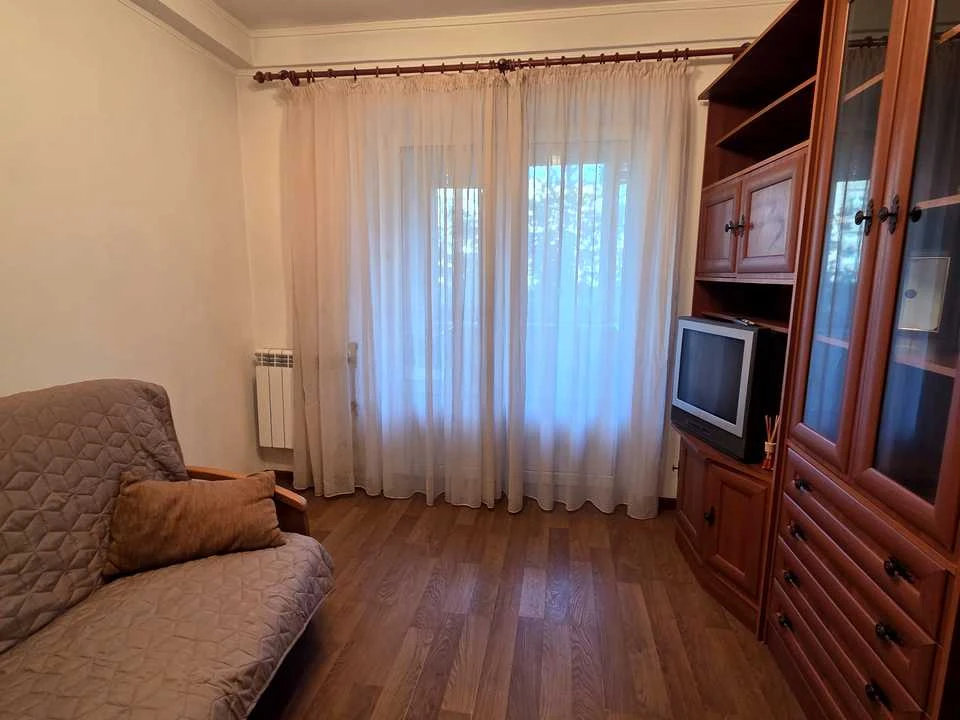 Квартира. Киев, улица Андрея Малышка