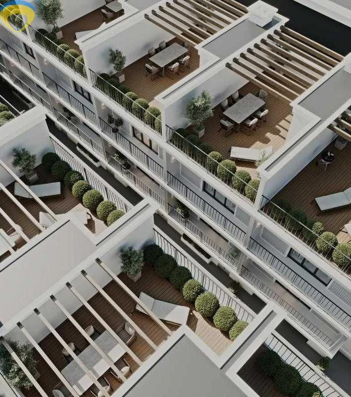 Sale of a 3-level townhouse in Arcadia (St. Posmitnogo)