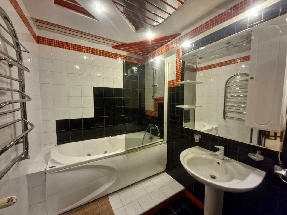 Apartment. Odessa, Odessa community St. Velikogo Fontanu