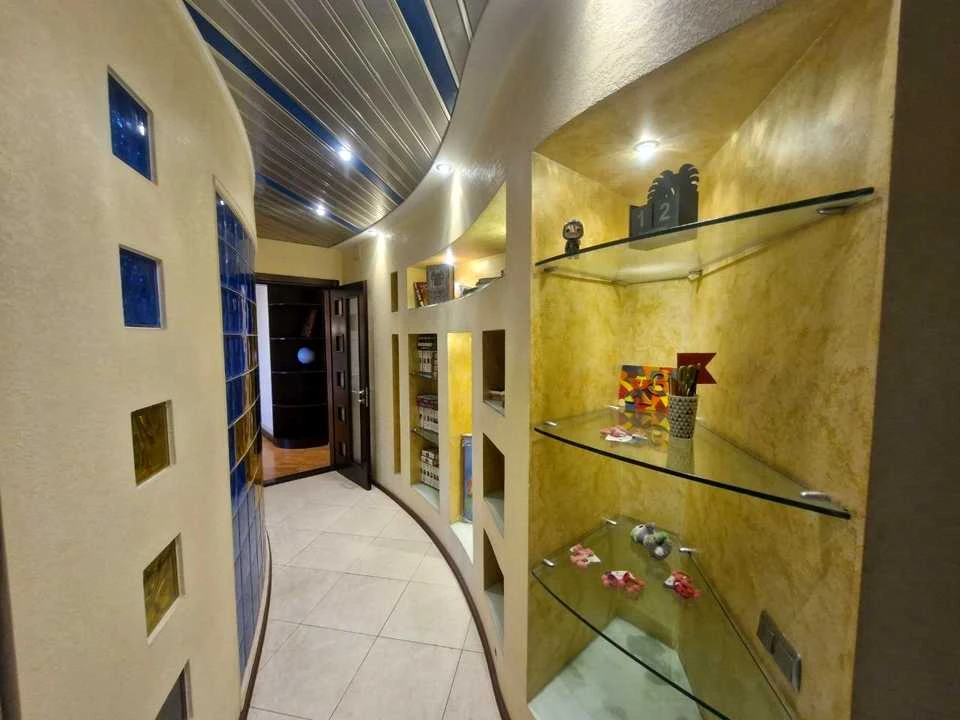 Apartment. Odessa, Odessa community St. Velikogo Fontanu