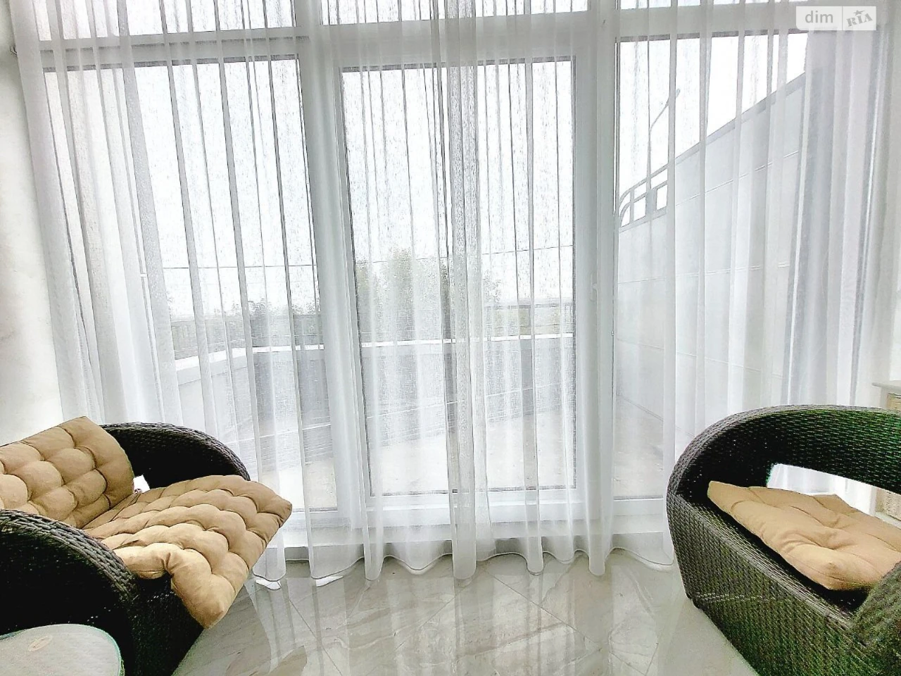 Long-Term Rental 3-Room Apartment in Nagirny (Kyiv)